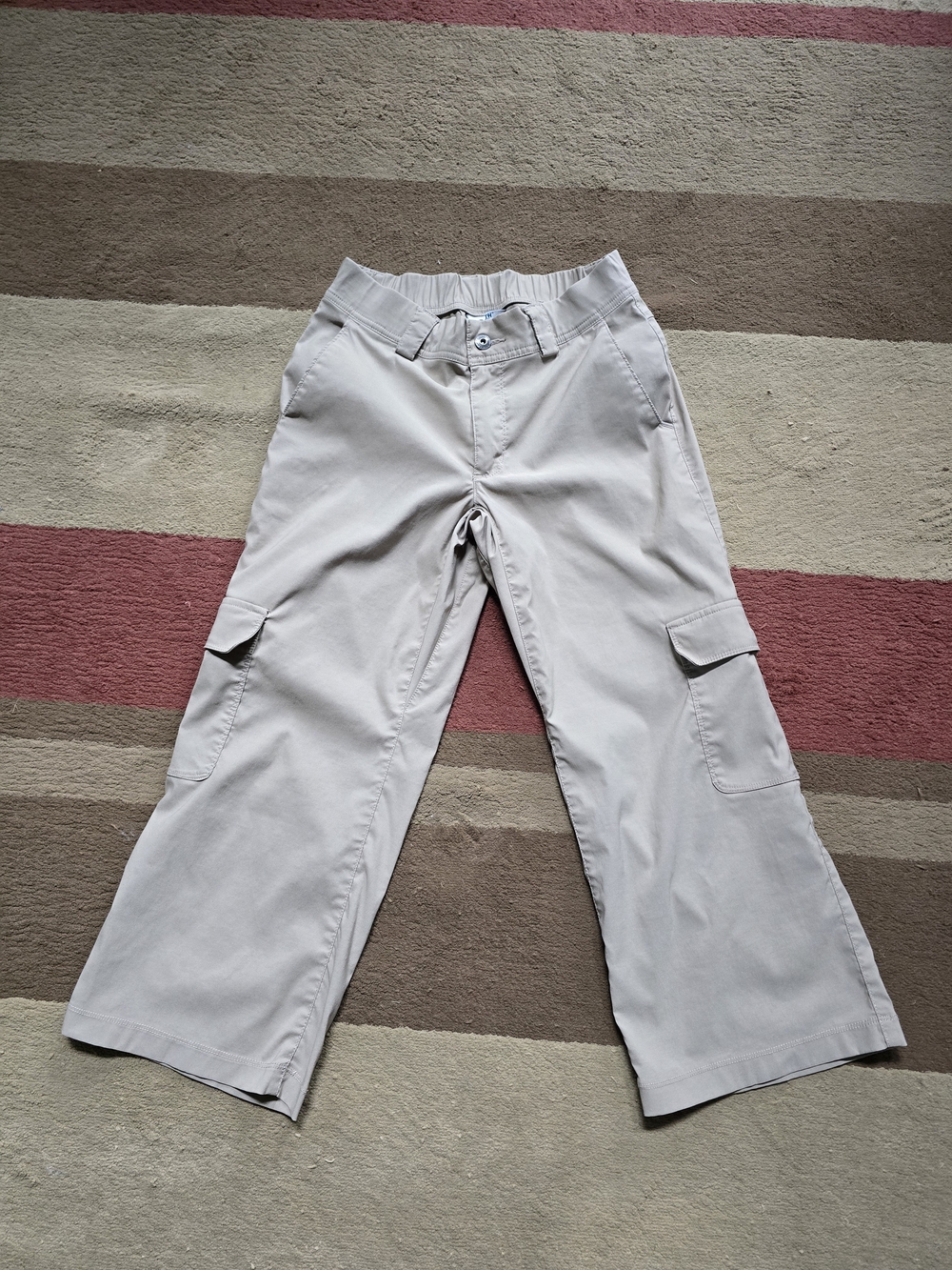Duluth Trading Co Khaki Dry On The Fly Capri Pants
